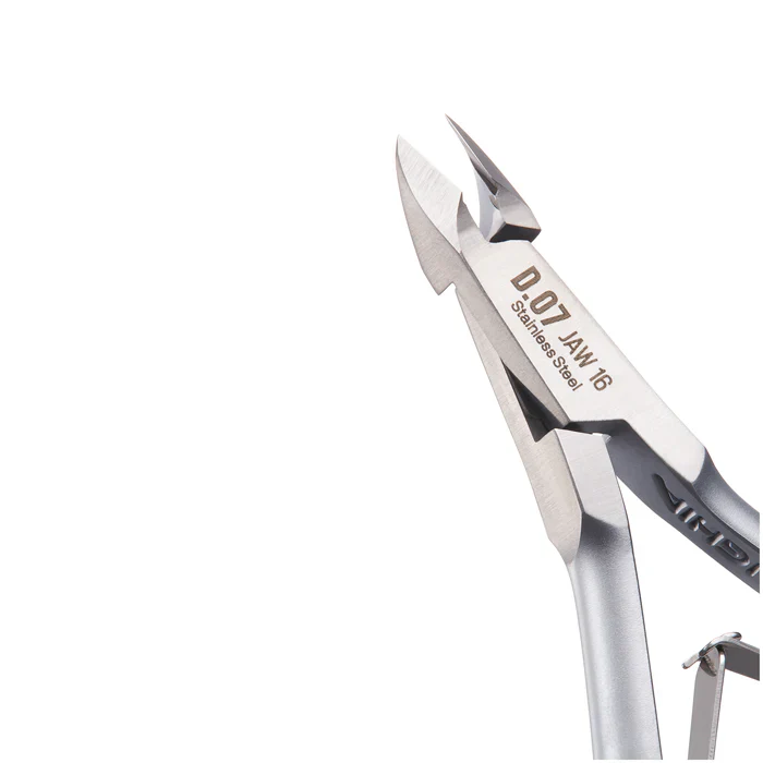 NGHIA Cuticle Nipper - D-07 (Stainless Steel) - Image 4