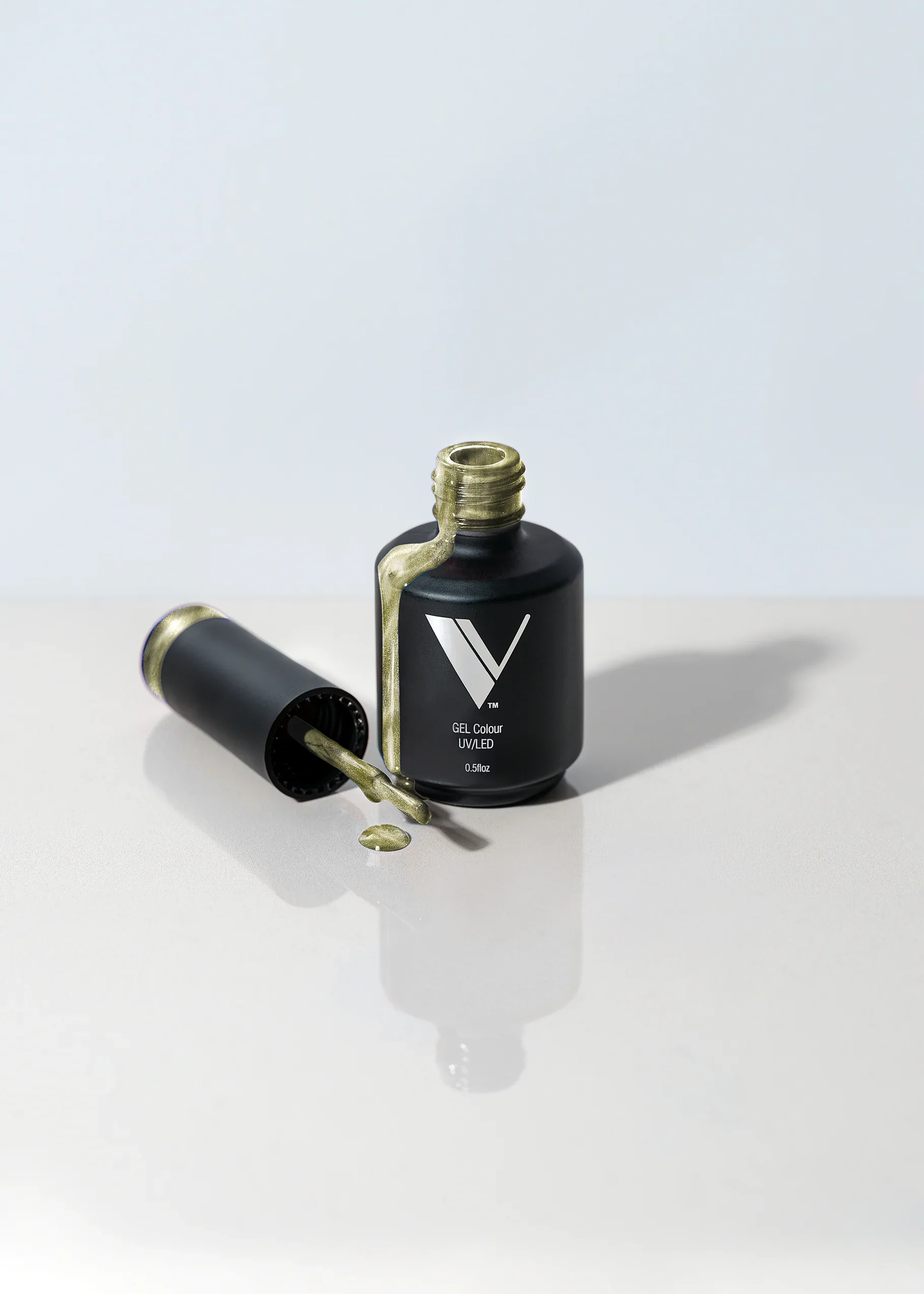 V BEAUTY PURE CAT EYE GEL POLISH - 238 GREEN DREAM